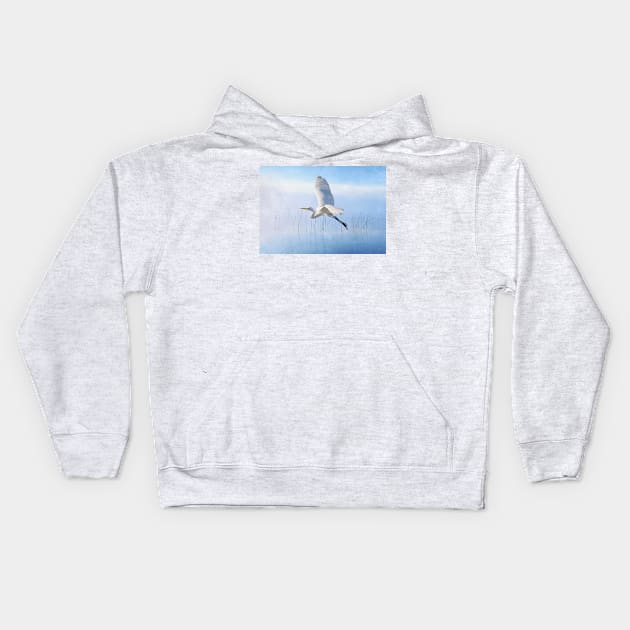 Snowy Egret Morning Kids Hoodie by lauradyoung